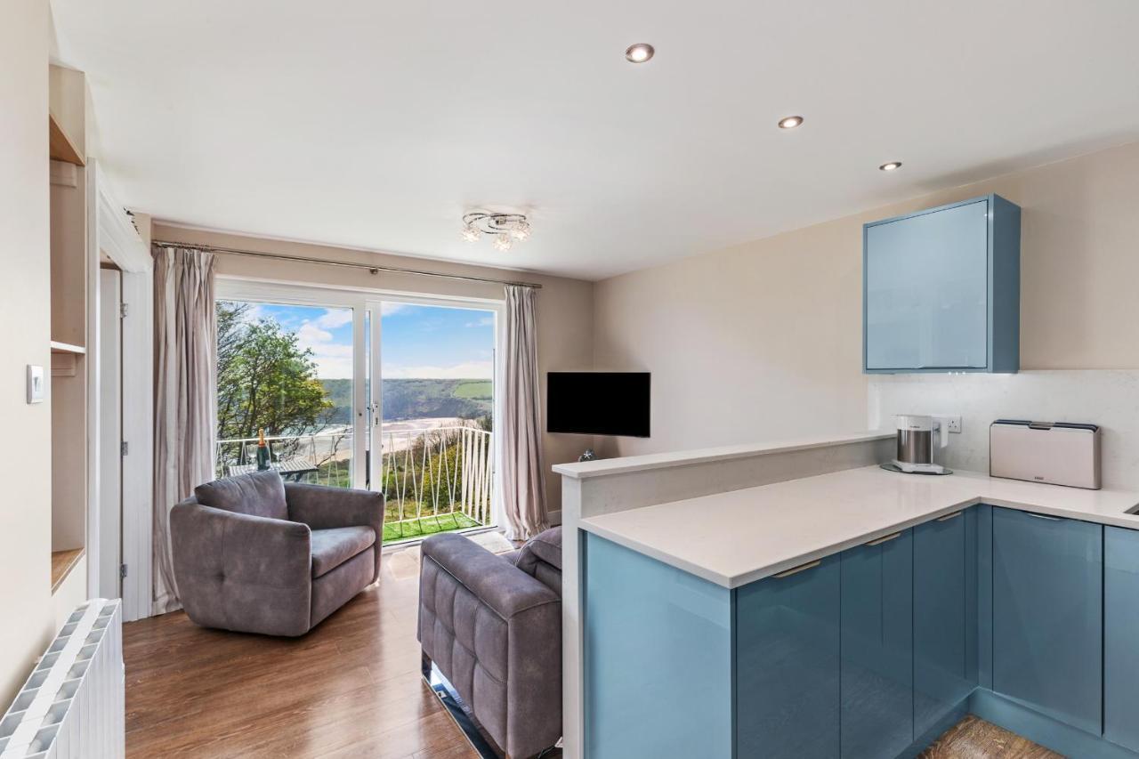 Salty Kisses - Sea Front Aparment Apartment Hodgeston Ngoại thất bức ảnh